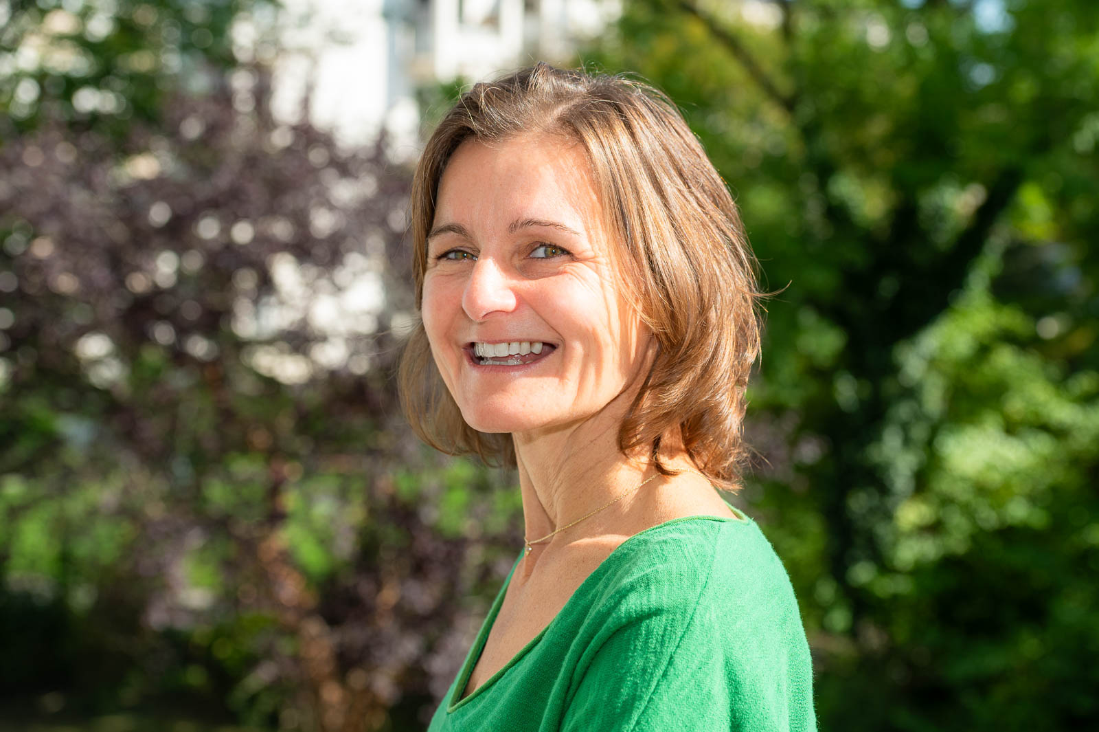 Portrait Brit Burkert, Osteopathie & Bewegungstherapie Portrait Brit Burkert, Osteopathie & Bewegungstherapie